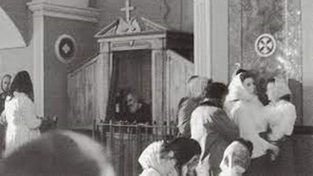 Padre Pio দ্বারা তাড়িয়ে, তিনি তার পাপ স্বীকৃতি